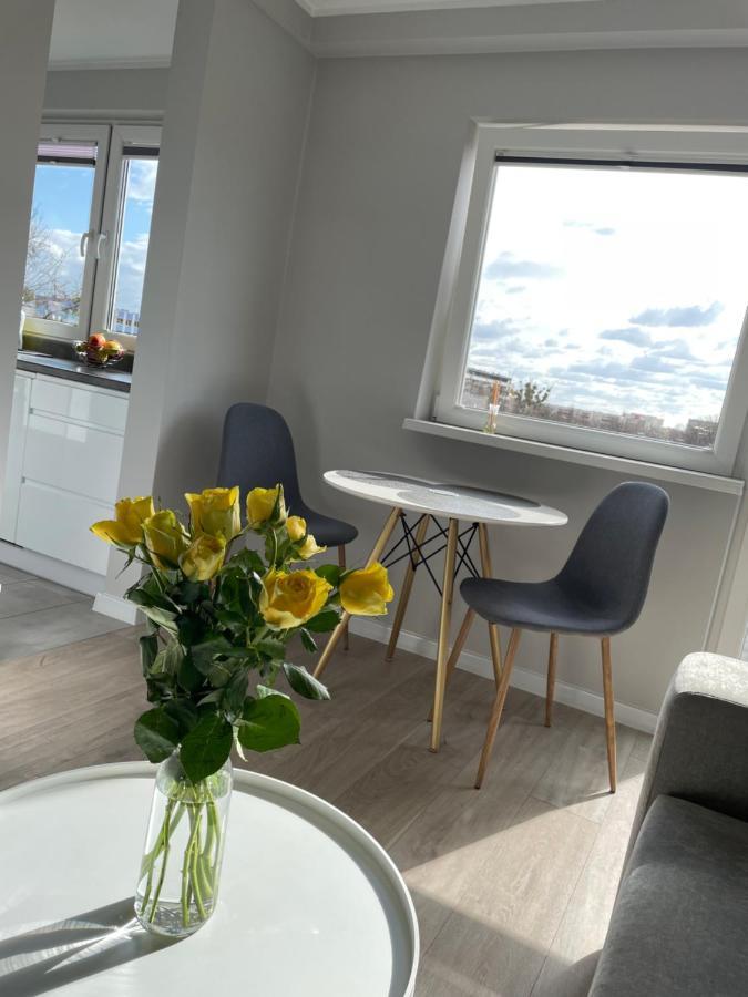 Luxury White Apartment By Marta Radom Exterior foto